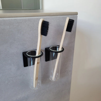 Zahnbürstenhalter aus Metall & Glas